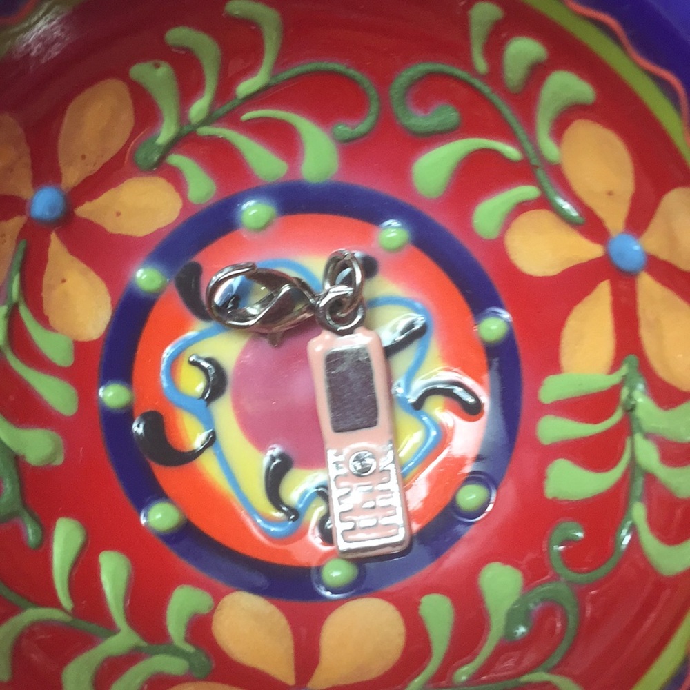 🌟BRAND NEW🌟 Cell Phone Charm